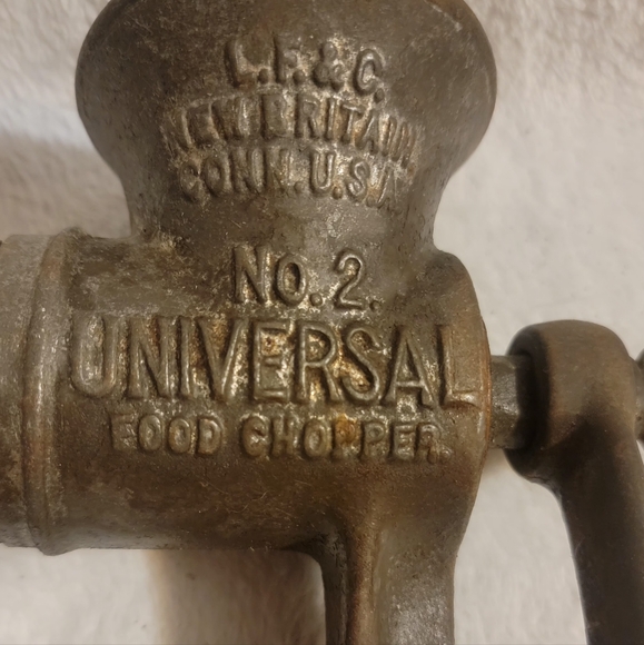 Vintage 1899 LF&C No.2 Universal Food Chopper - Picture 4 of 6